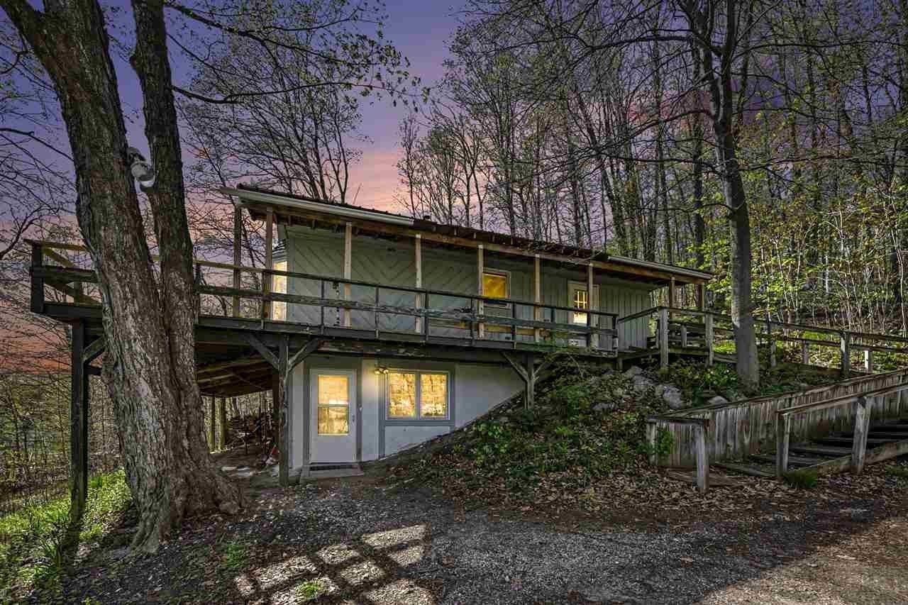 Single Family 3BR 2BA - 6273 Maple Grove, Charlevoix, MI