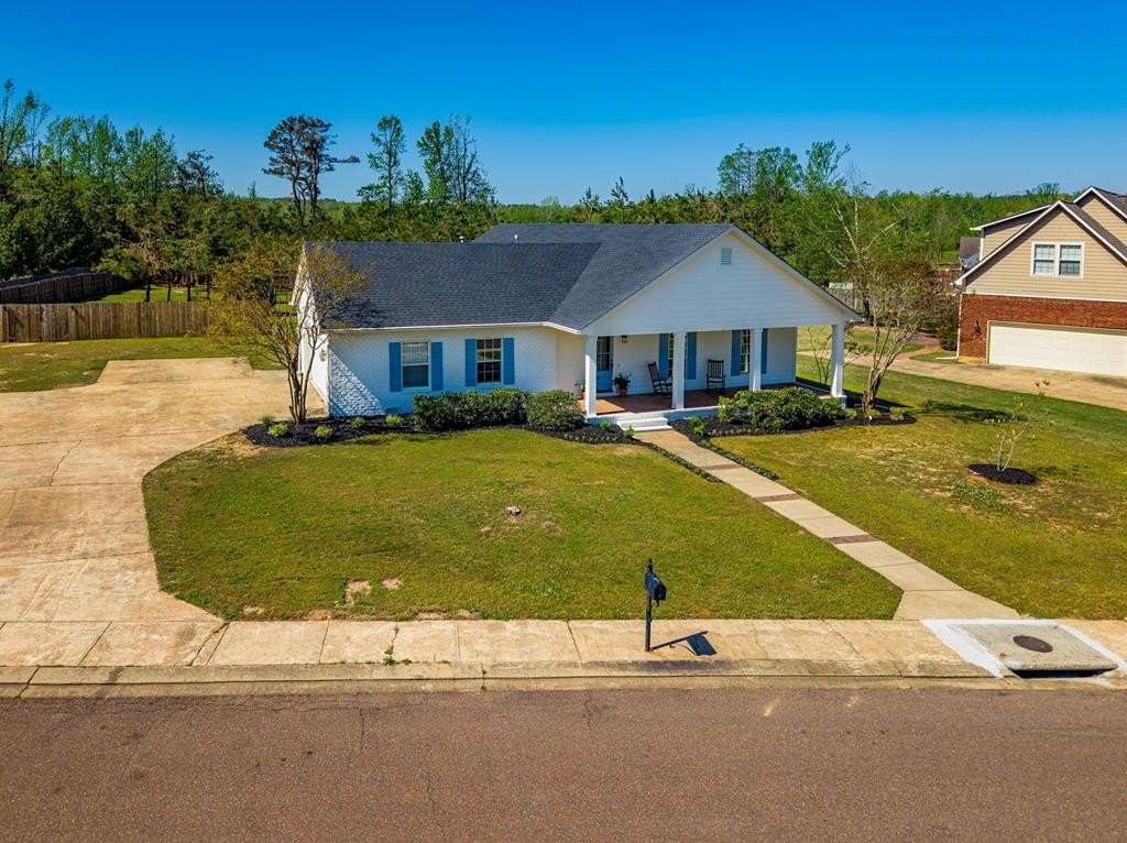 Single Family 3BR 2BA - 112 Taylor Circle, Taylor, MS
