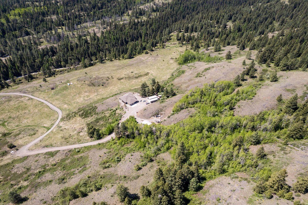 Single Family 3BR 2BA - 354 VULCAN MOUNTAIN Rd, CURLEW, WA