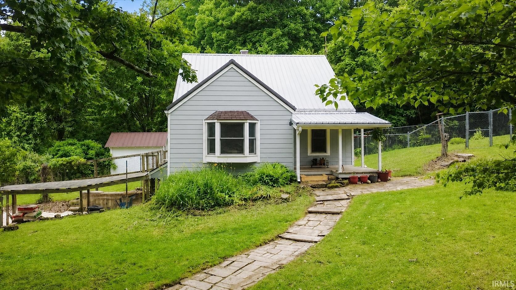 Single Family 2BR 1BA - 9510 S Snow Road, Bloomington, IN
