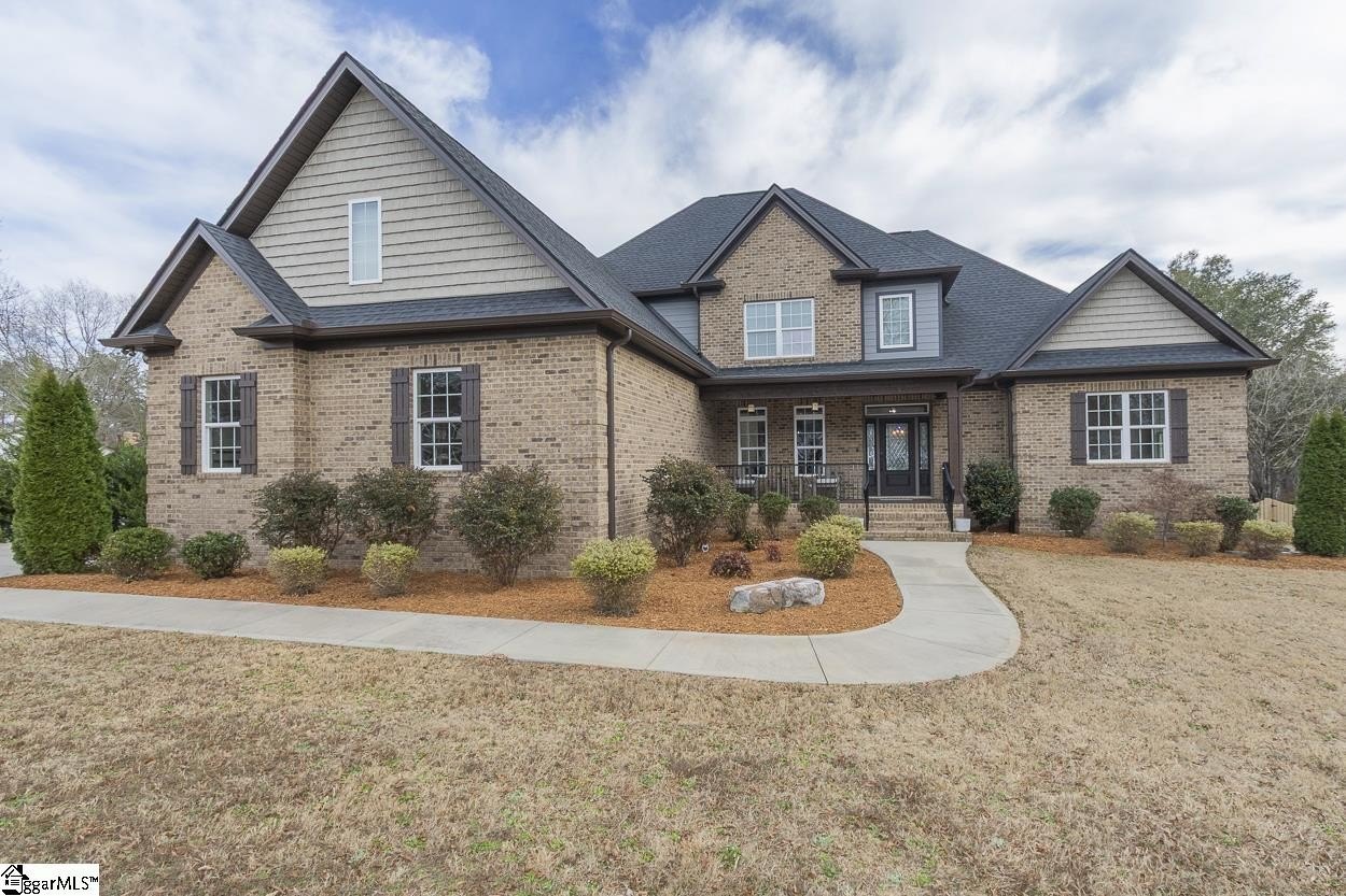 Single Family 4BR 4BA - 310 BURNING TREE Road, Anderson, SC