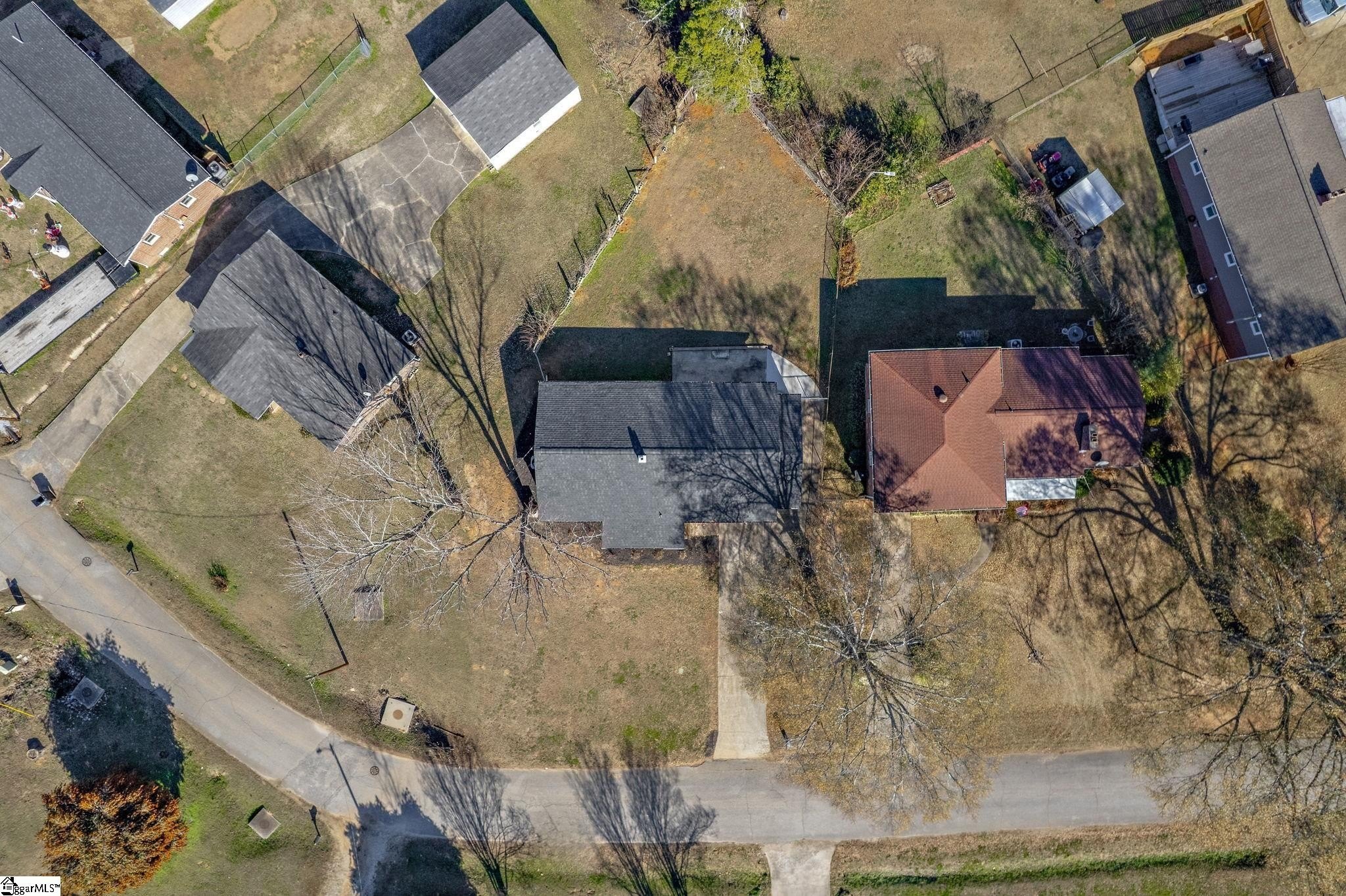 Single Family 4BR 2BA - 19 McLean Street, Greenville, SC