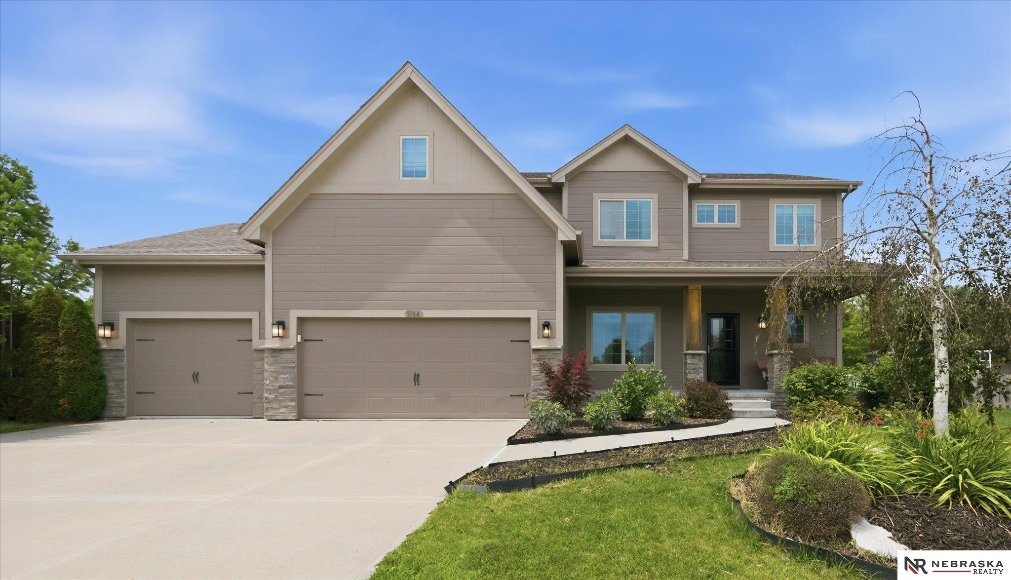 Single Family 5BR 4BA - 5164 N 173rd Avenue Circle, Omaha, NE