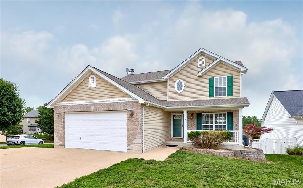Single Family 3BR 4BA - 7 Winter River Court, Fenton, MO