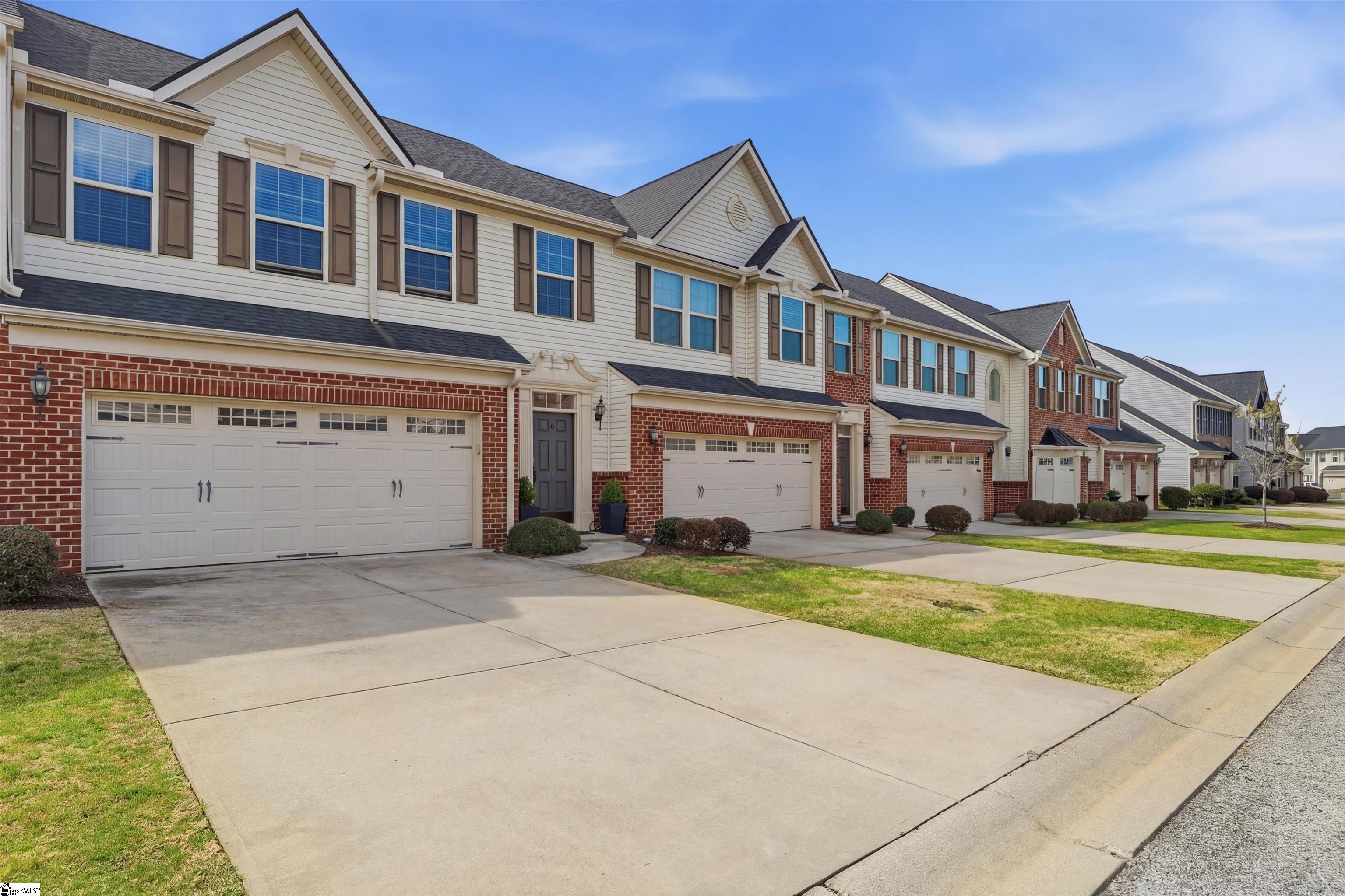 Single Family 3BR 3BA - 126 Middleby Way, Greer, SC