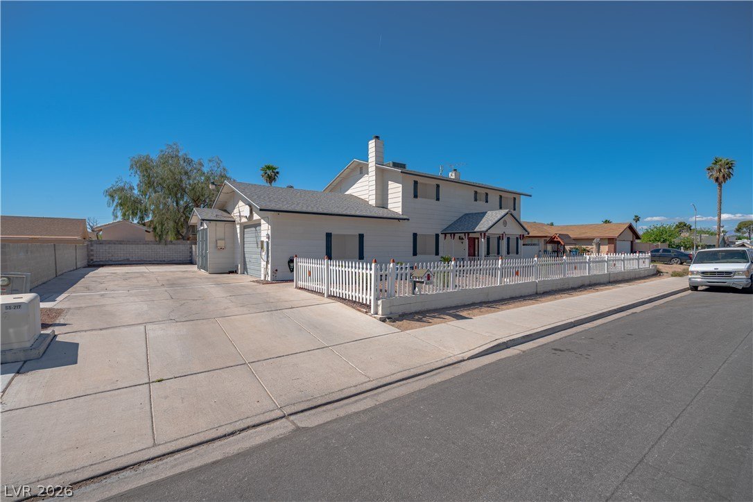 Single Family 4BR 3BA - 4631 E Colorado Avenue, Las Vegas, NV