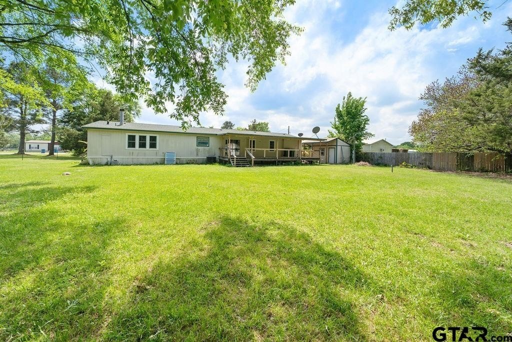 Single Family 5BR 3BA - 21133 Joe Paul, Chandler, TX