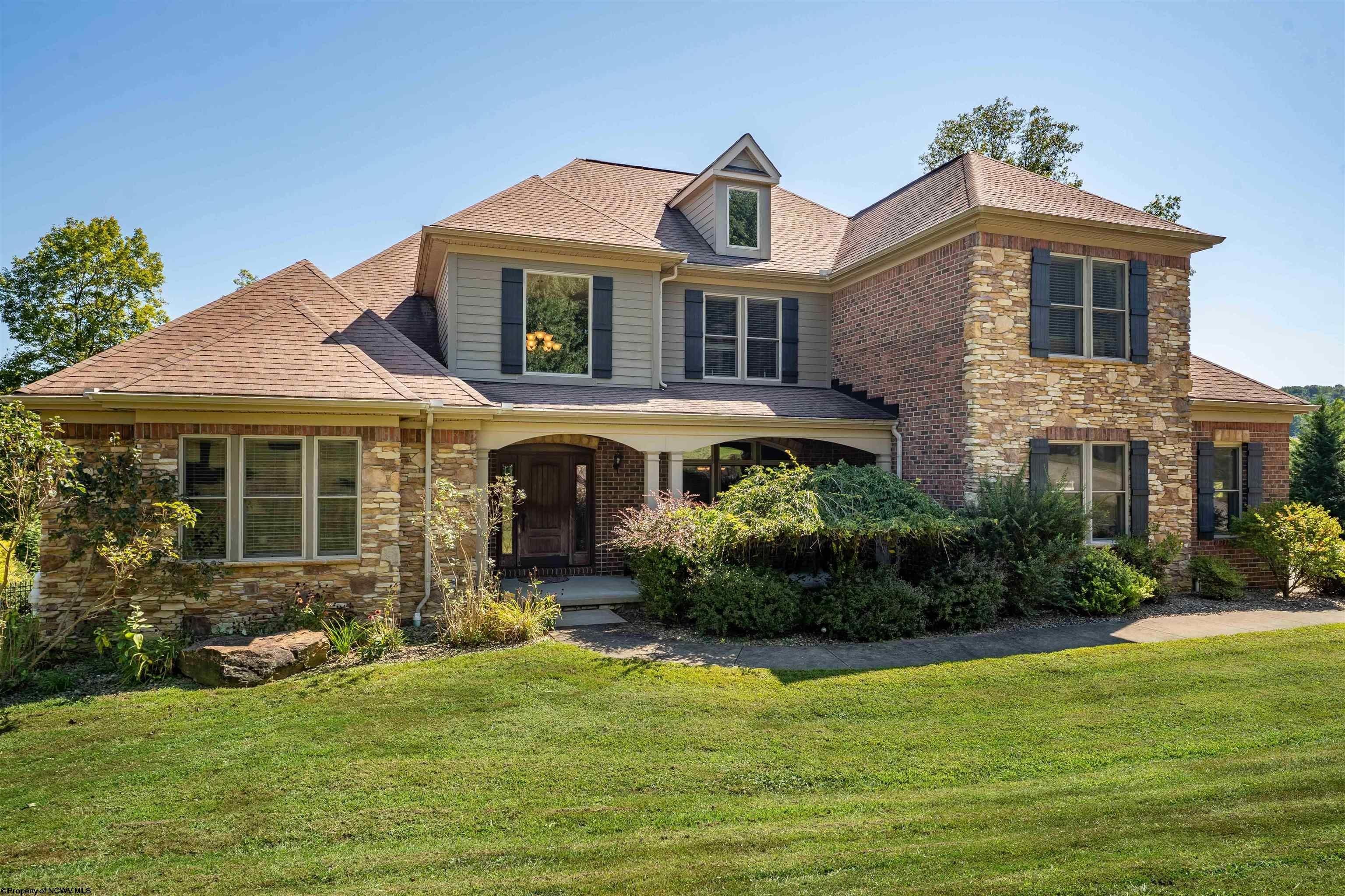 Single Family 4BR 5BA - 216 Mystic Drive, Morgantown, WV