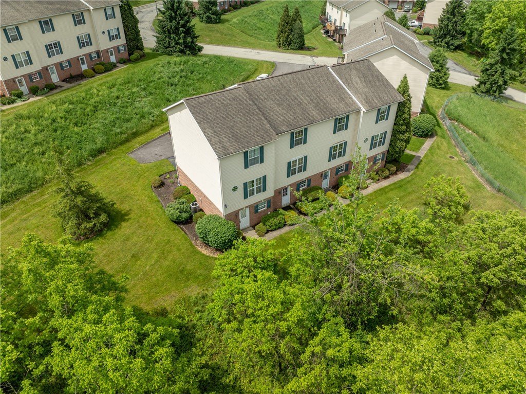 Single Family 2BR 2BA - 614 Topper Way, City of Greensburg, PA