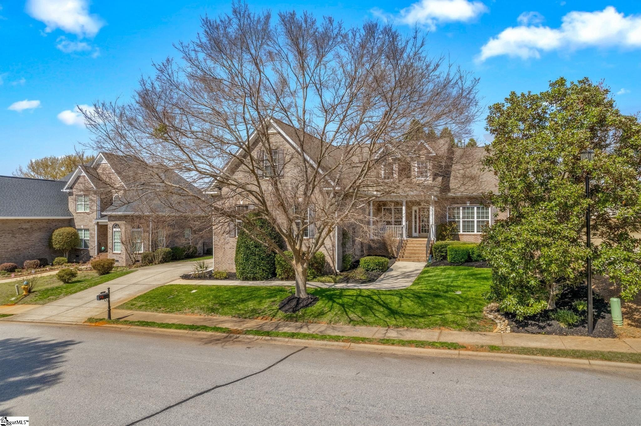 Single Family 4BR 3BA - 300 Gladstone Way, Greer, SC