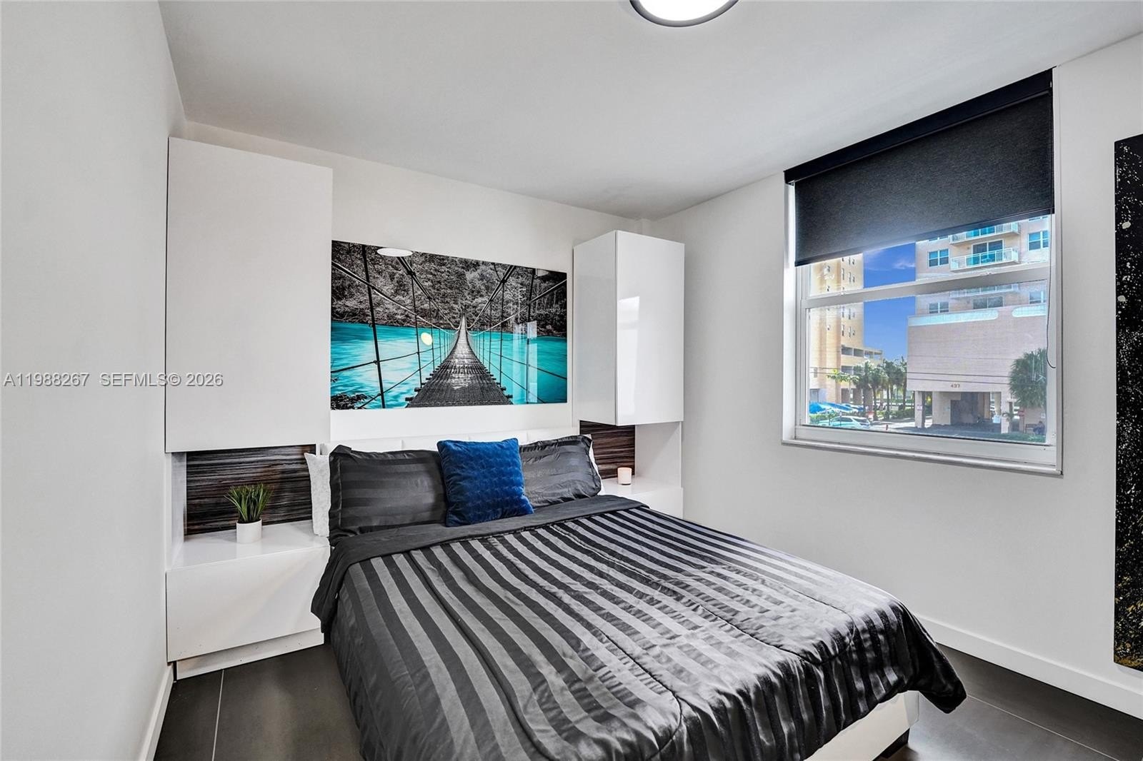 Condo 2BR 2BA - 430 Golden Isles Dr, Hallandale Beach, FL