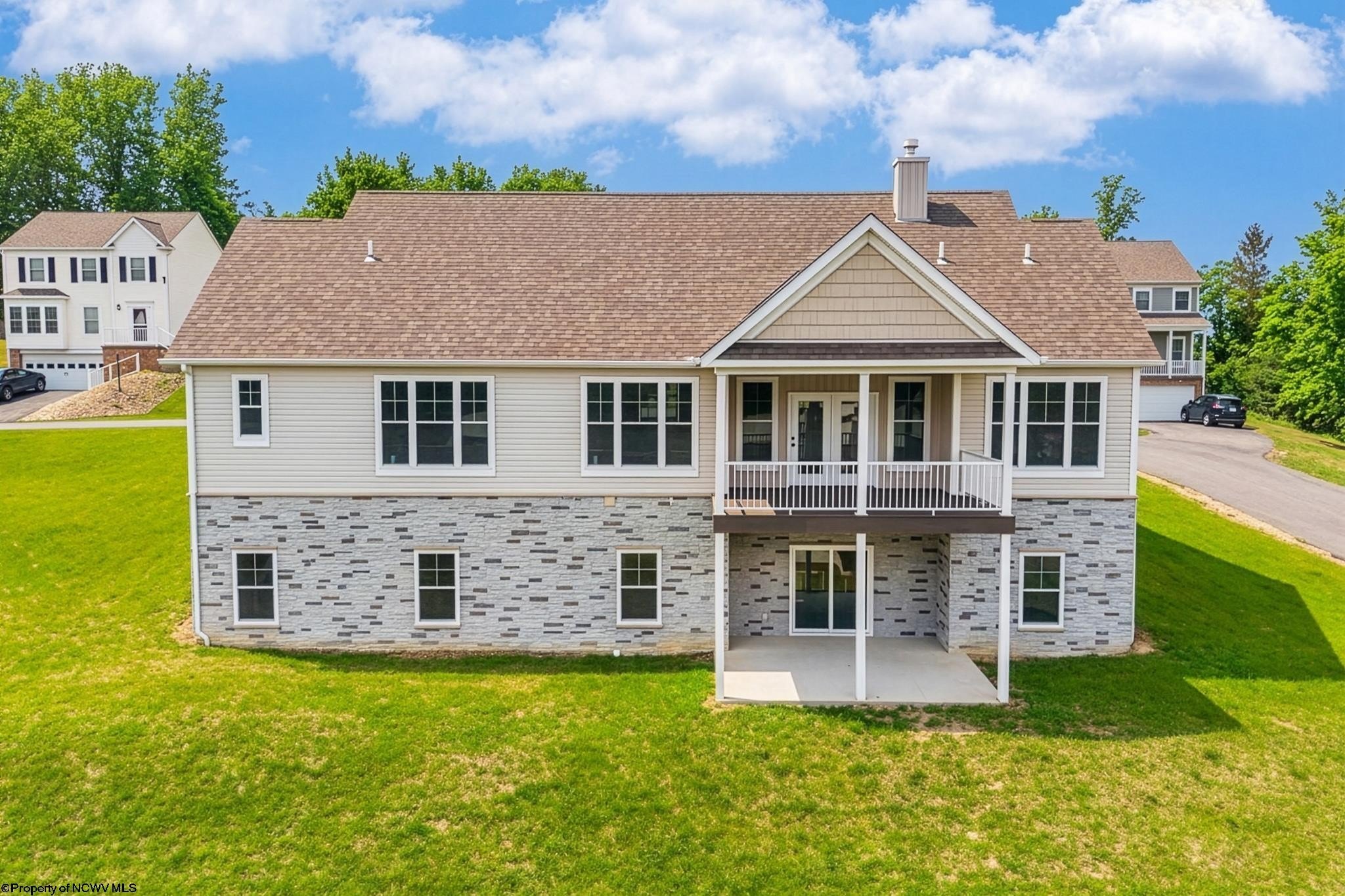 Single Family 3BR 3BA - 105 Lockwood Drive, Morgantown, WV