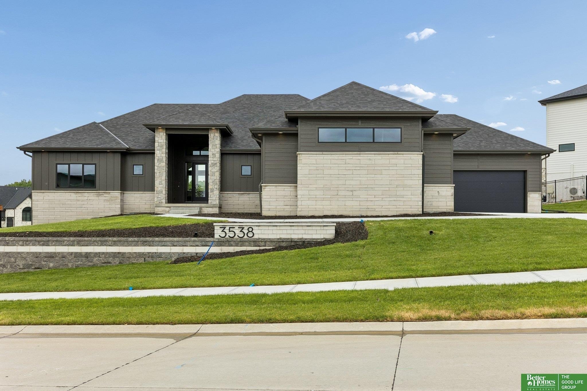 Single Family 5BR 4BA - 3538 S 210th Avenue, Elkhorn, NE