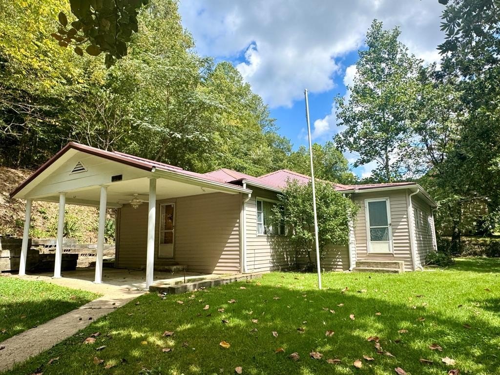 Single Family 2BR 1BA - 330 State Highway 1056, Pinsonfork, KY