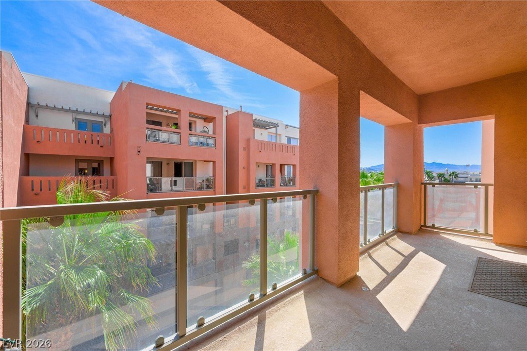 Condo 2BR 2BA - 27 E Agate Avenue, Las Vegas, NV