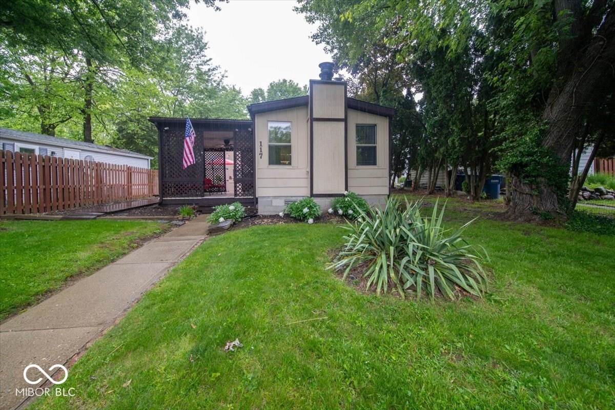 Manufactured Housing 2BR 1BA - 117 Cottonwood Drive, Cicero, IN