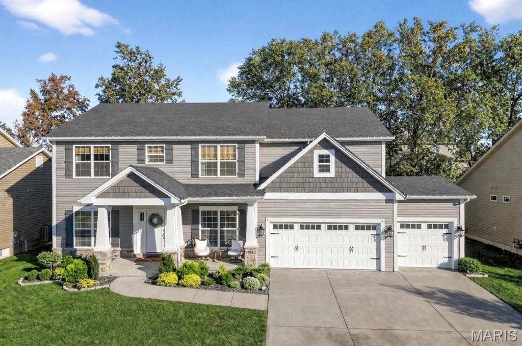 Single Family 4BR 3BA - 415 Filipp Lane, Lake St Louis, MO