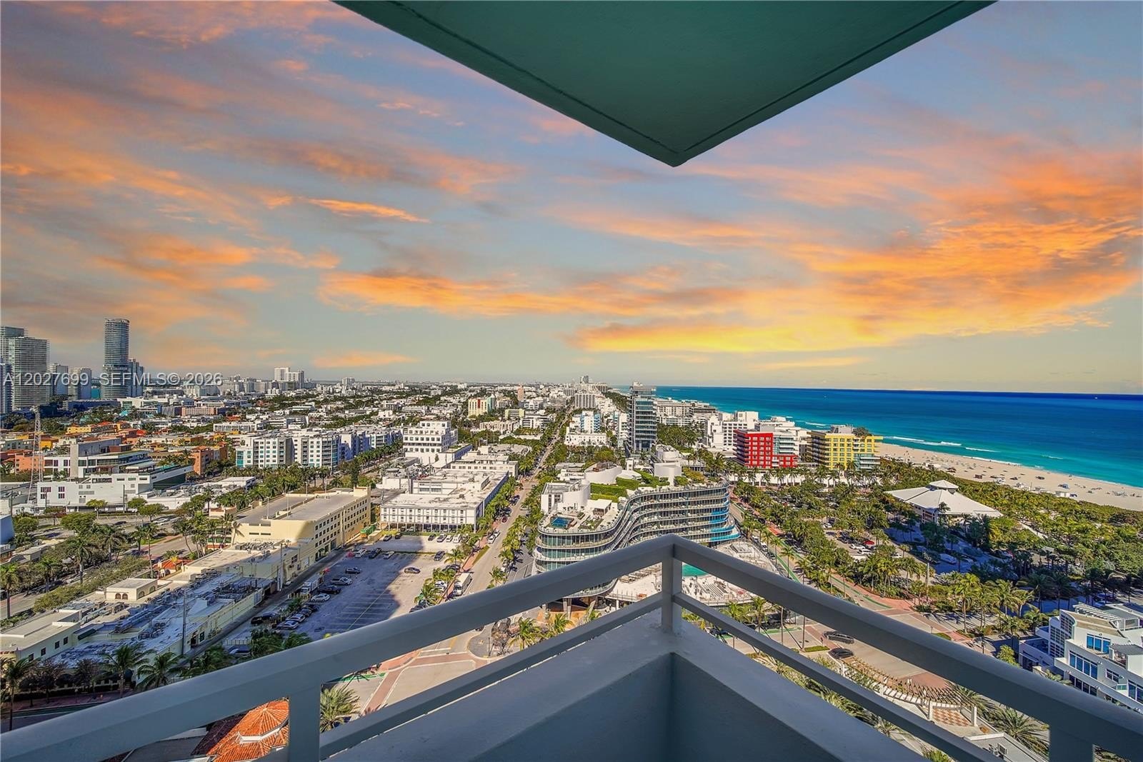 Condo 2BR 3BA - 400 S Pointe Dr, Miami Beach, FL