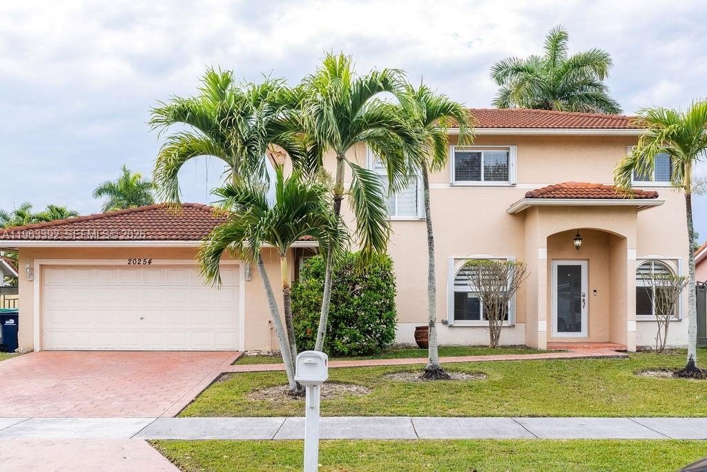 Single Family 3BR 3BA - 20254 SW 131st Ct, Miami, FL