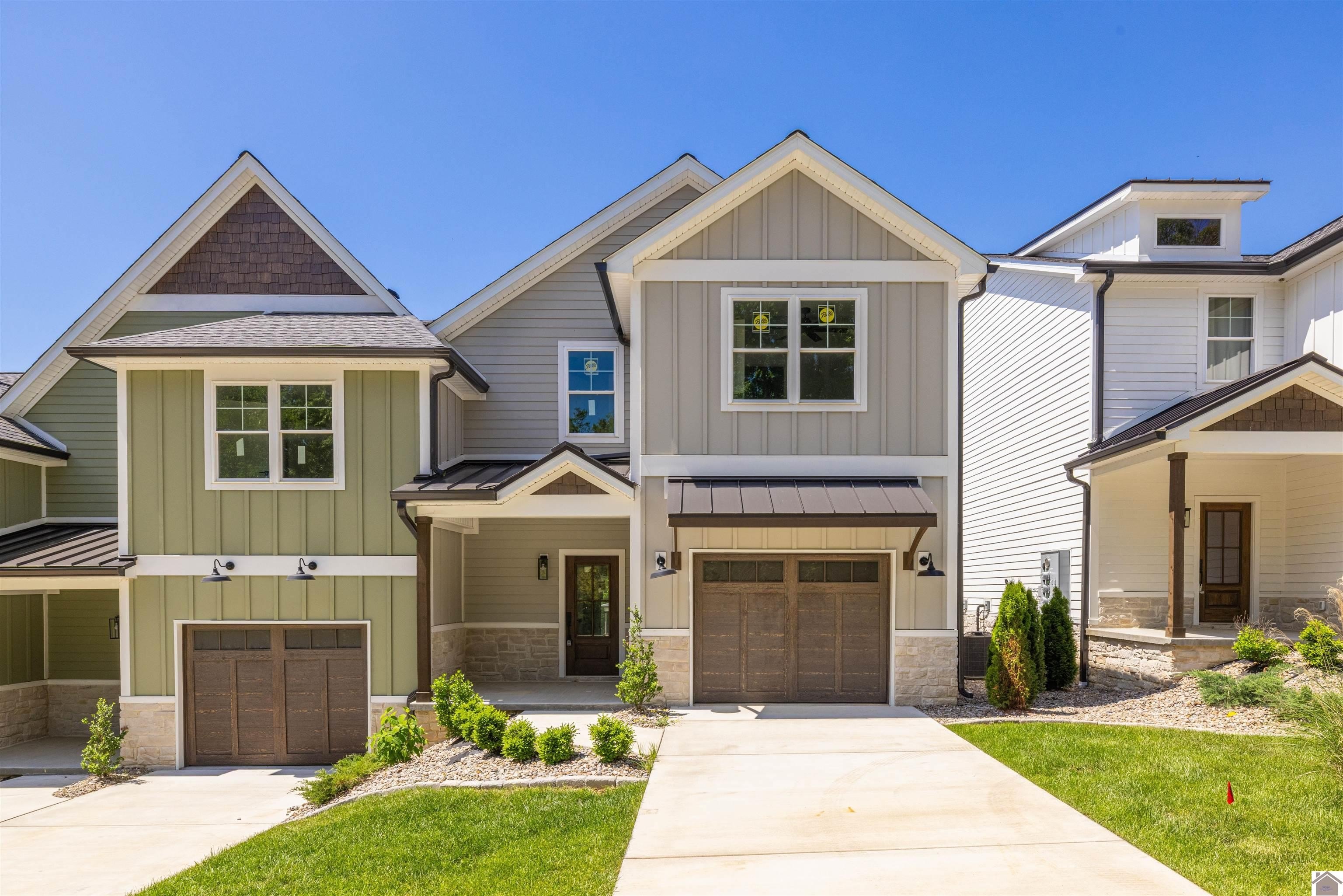Single Family 3BR 3BA - 804 Eagle Rest Drive, Grand Rivers, KY