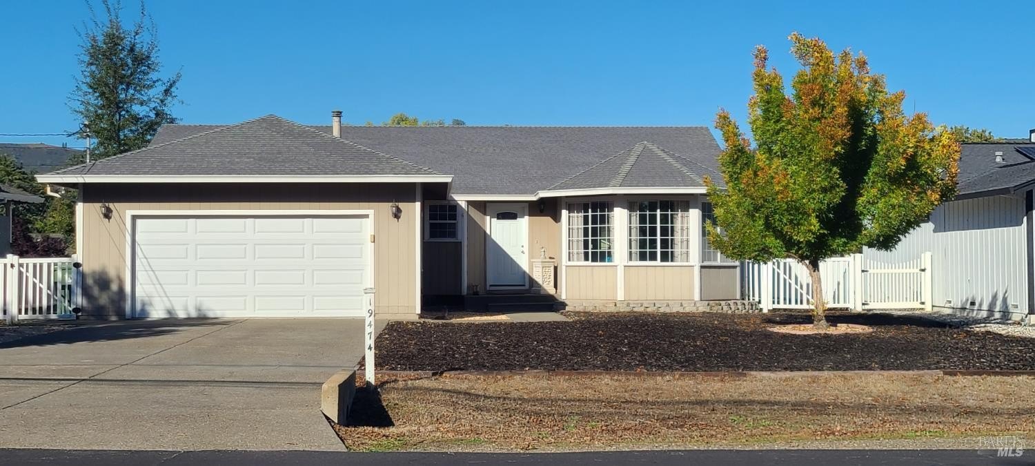 Single Family 3BR 2BA - 19474 Mountain Meadow S, Hidden Valley Lake, CA