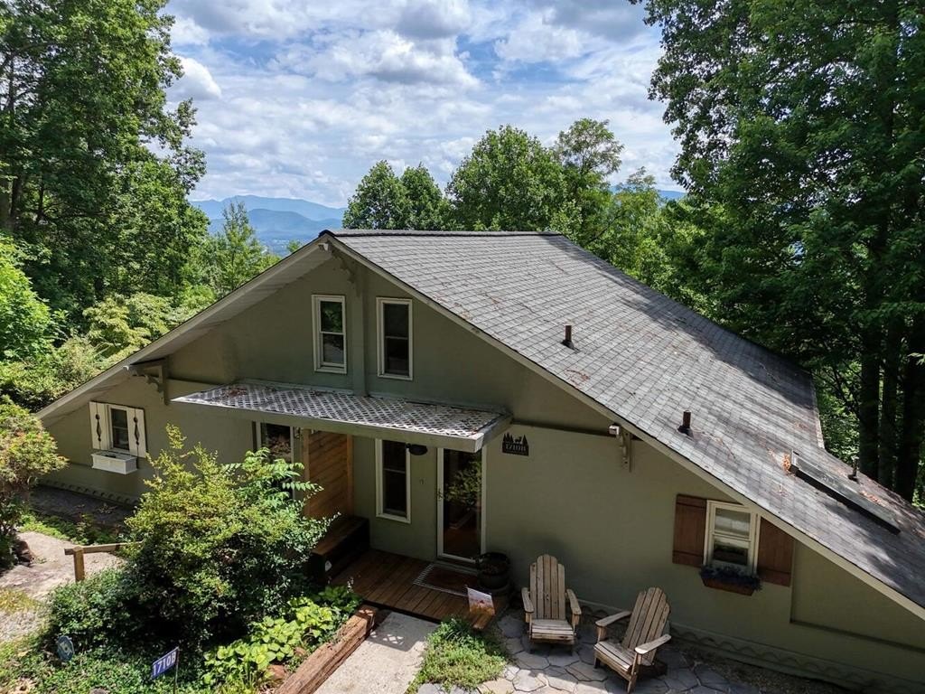 Single Family 2BR 2BA - 1710 Summit Trail, Hiawassee, GA