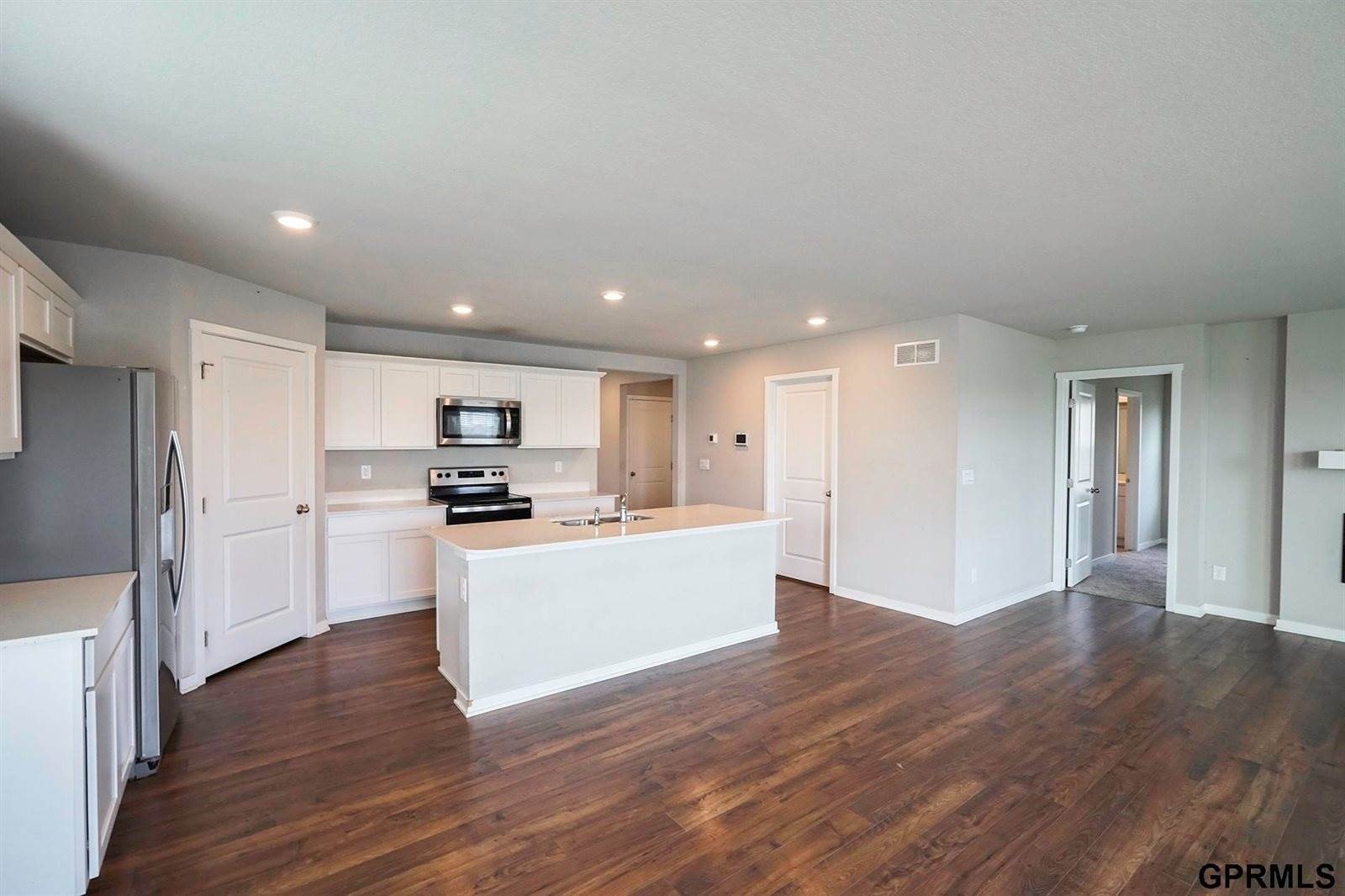Other 3BR 2BA - 225 North 10th Avenue, Springfield, NE