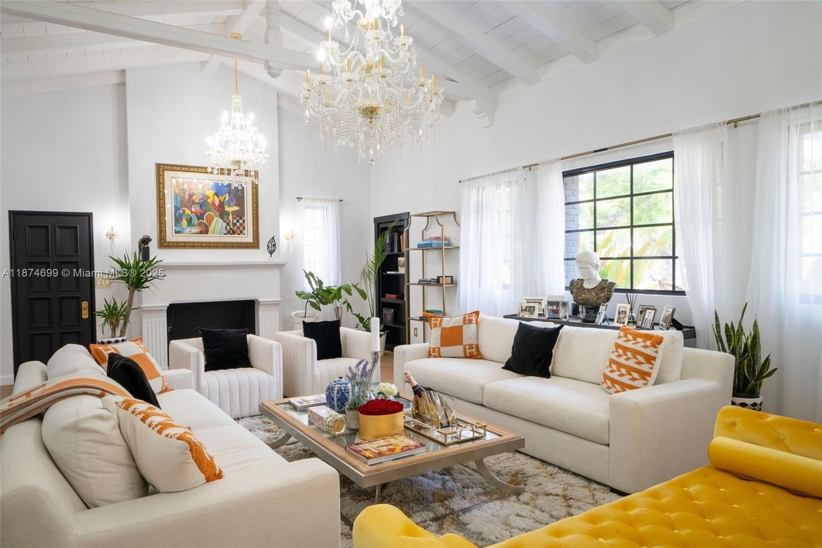 Single Family 5BR 5BA - 5149 Alton Rd, Miami Beach, FL