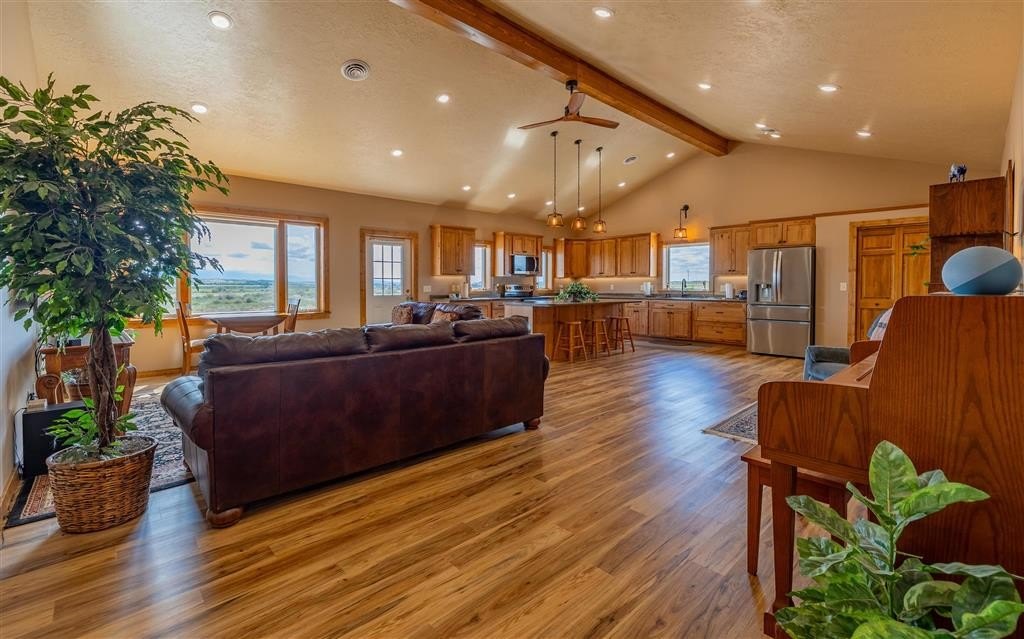 Single Family 3BR 1BA - 544 Road 1, Deaver, WY