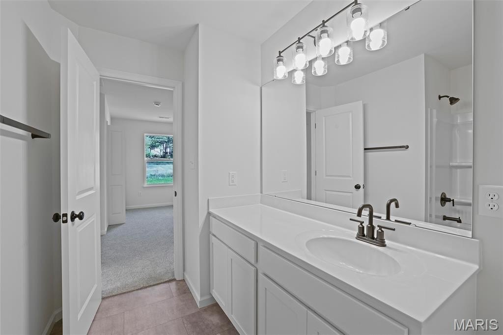 Single Family 3BR 3BA - 3827 Sonora Stone Drive, Florissant, MO