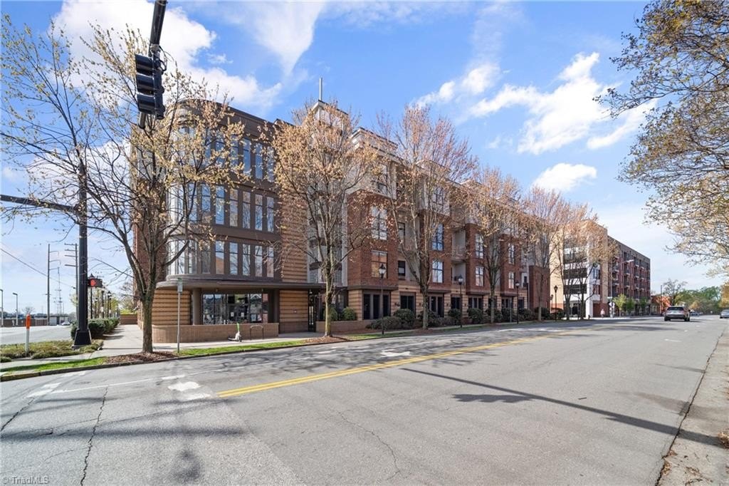 Condo 1BR 1BA - 810 W 4th Street, Winston-Salem, NC