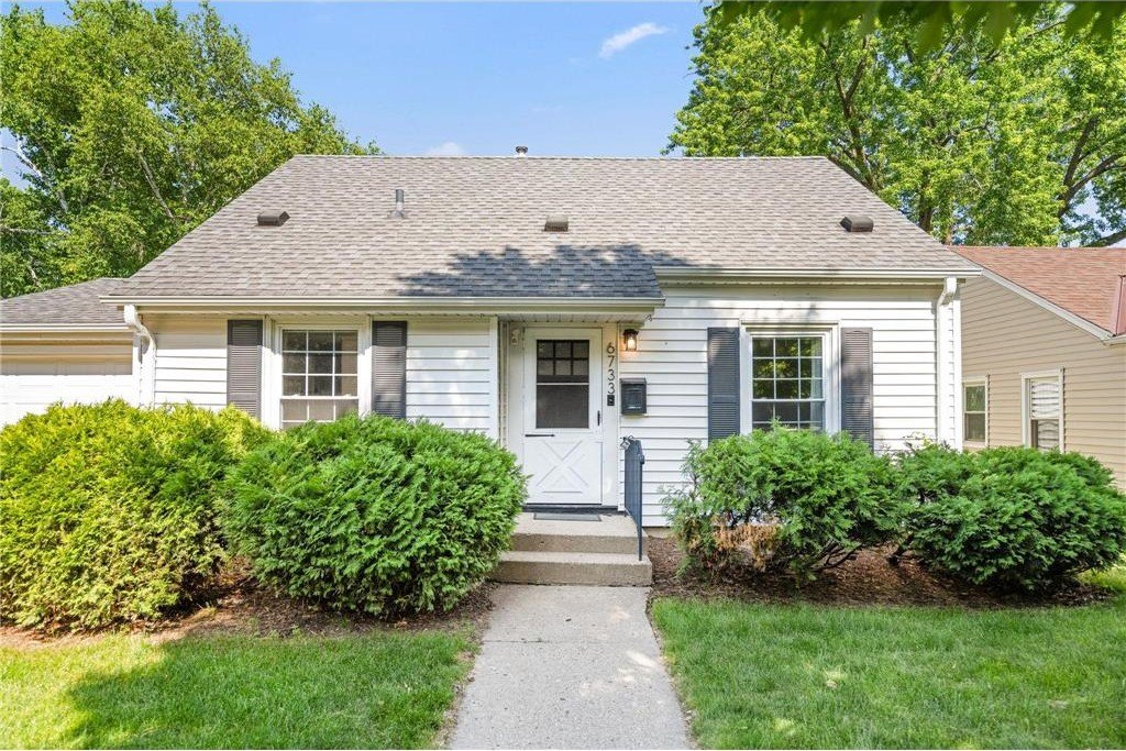 Single Family 3BR 1BA - 6733 Sheridan Avenue S, Richfield, MN