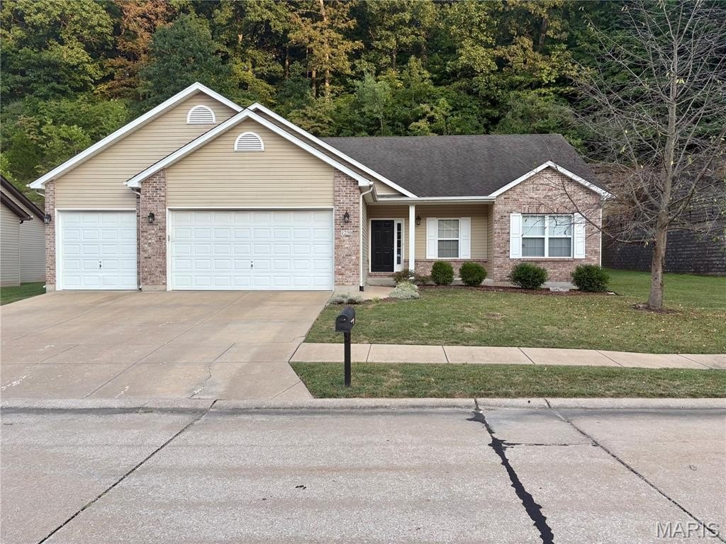 Single Family 3BR 2BA - 1250 Konert Valley Drive, Fenton, MO