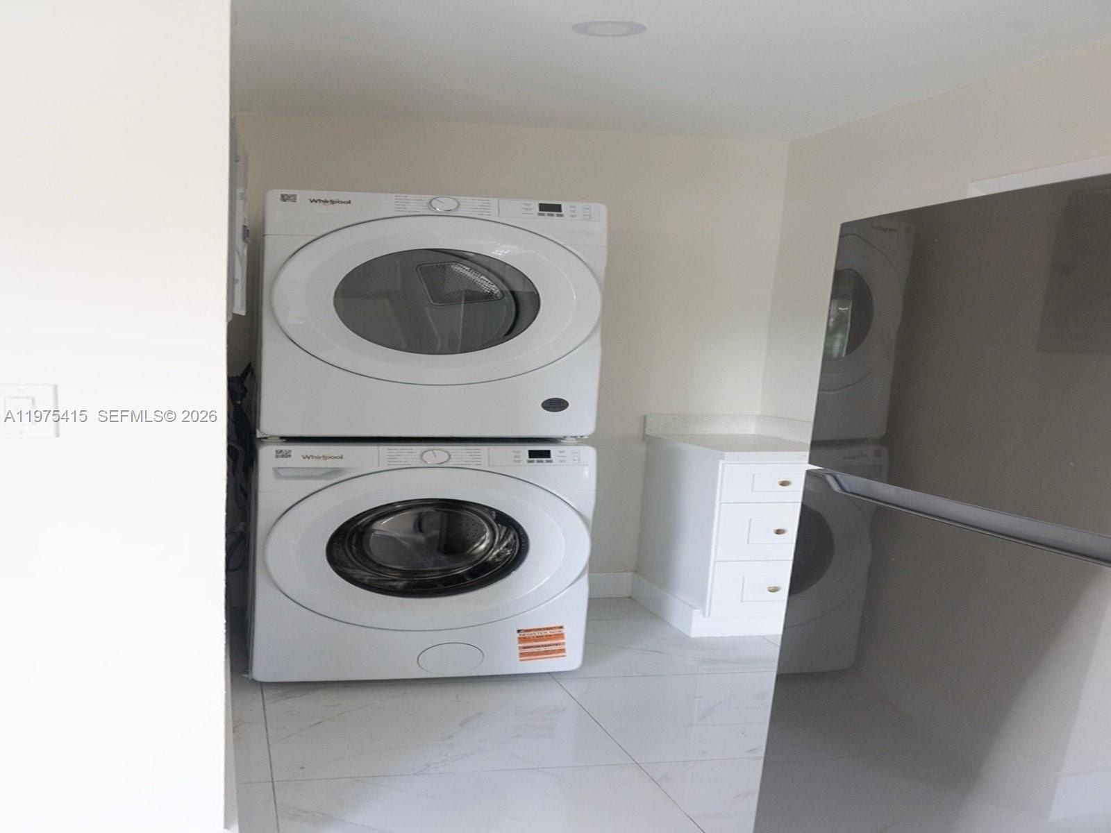 Triplex 7BR 3BA - 612 NW 10th Ter, Fort Lauderdale, FL