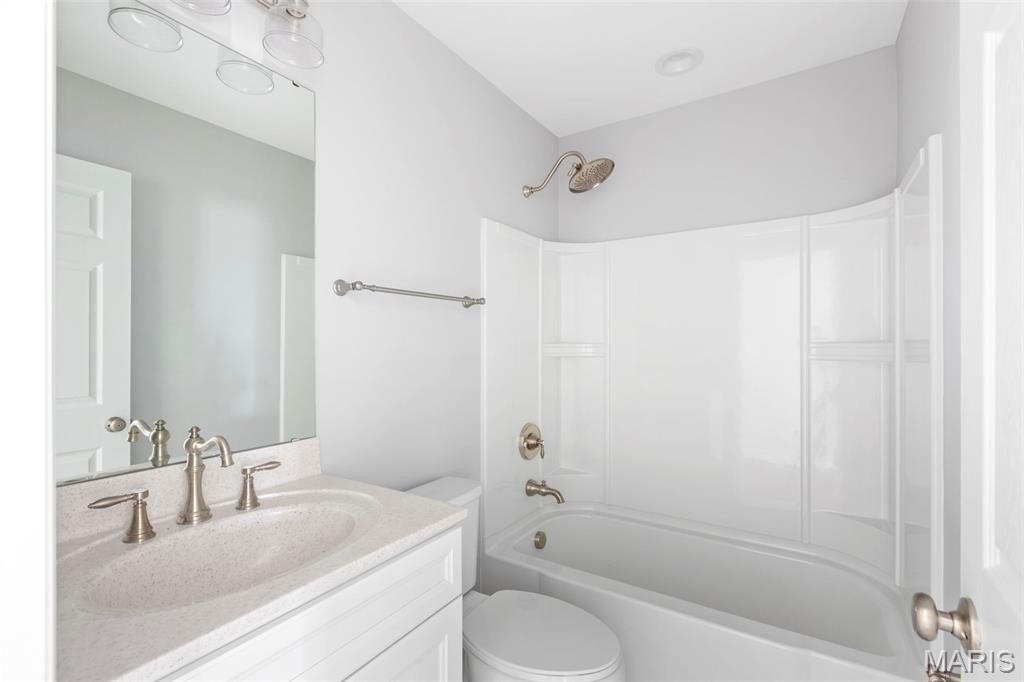 Single Family 2BR 2BA - 2 Carolina at Grove at Grant’s Trail Meadows, St Louis, MO