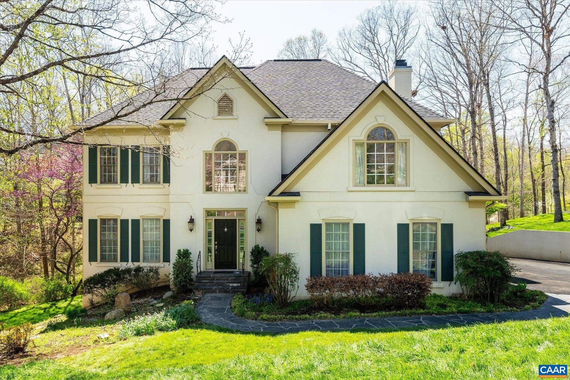 Single Family 5BR 4BA - 3255 AVEBURY LN, KESWICK, VA