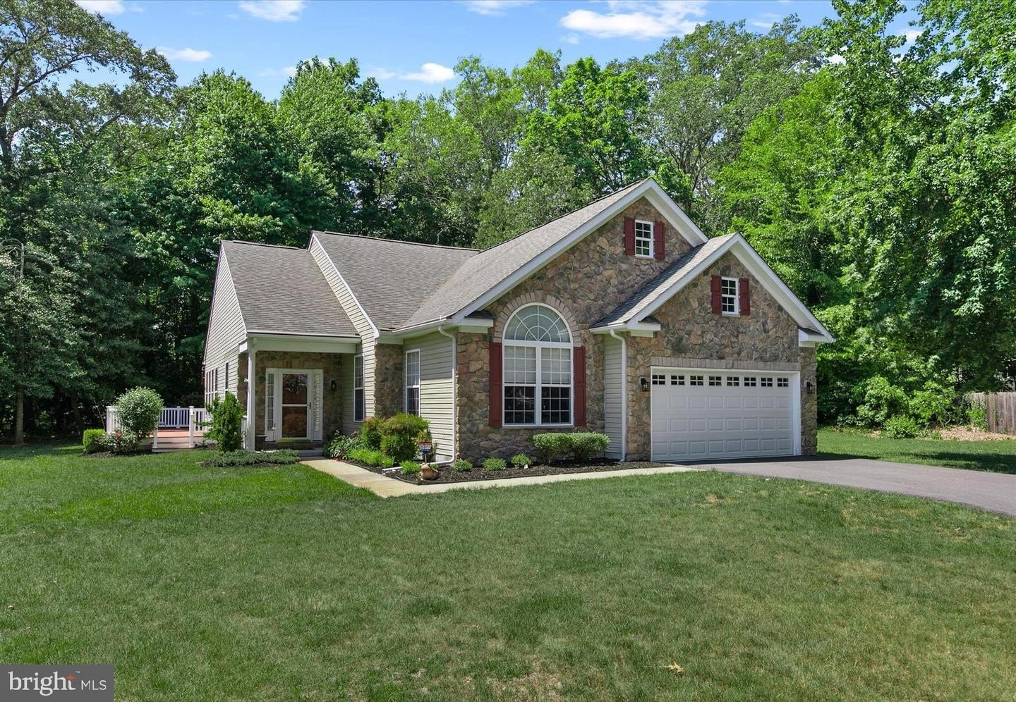 Single Family 3BR 2BA - 30505 OAK RIDGE DR, MILLSBORO, DE