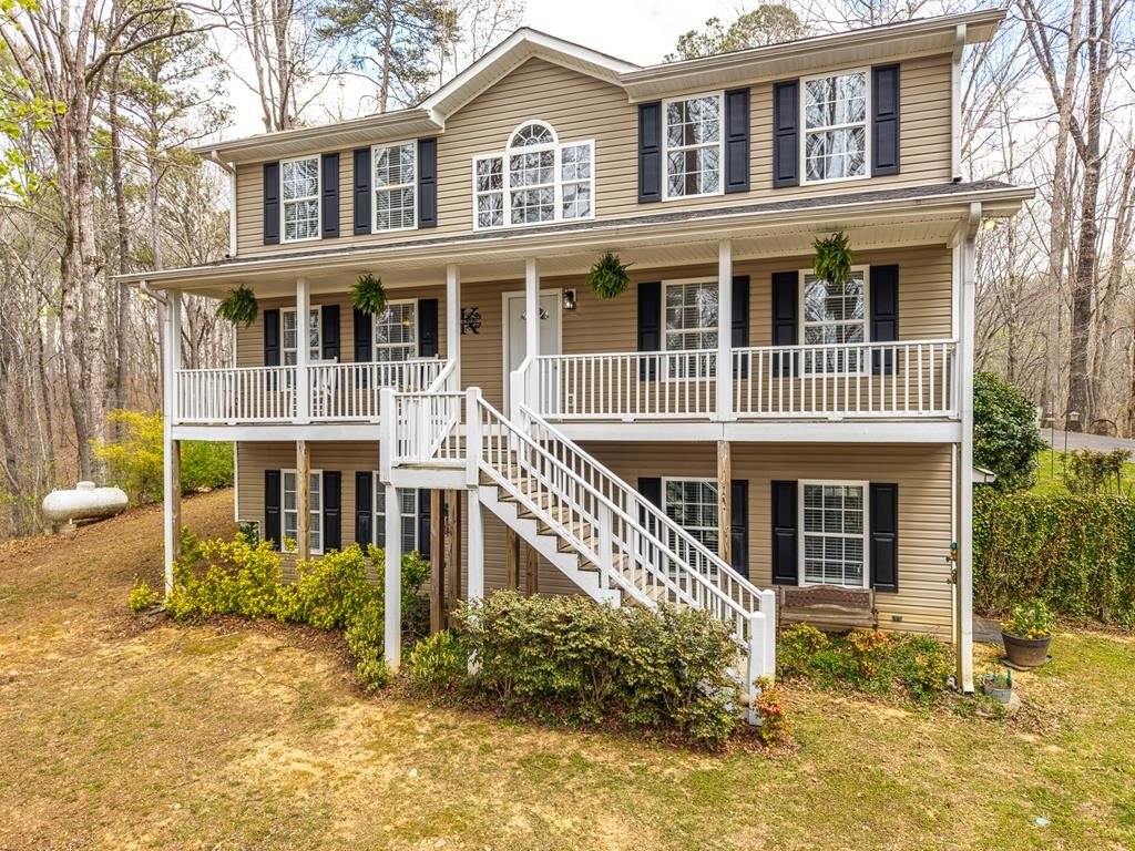 Single Family 5BR 4BA - 134 Nicholson Lane, Talking Rock, GA