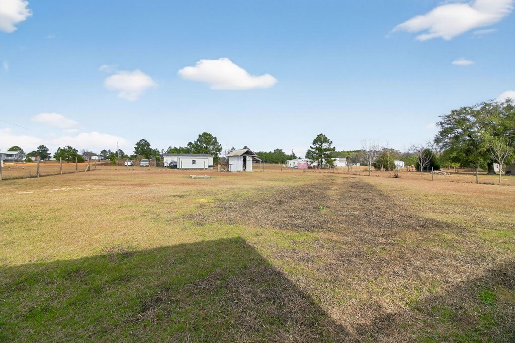Single Family 5BR 2BA - 415 Bradford, Headland, AL