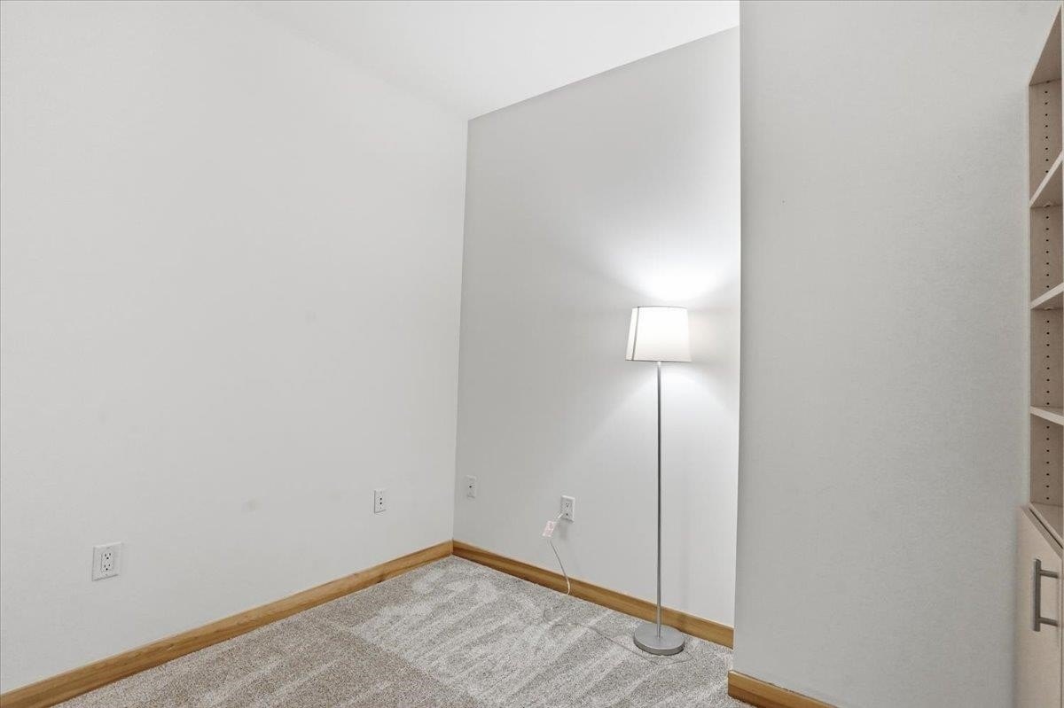Condo 2BR 1BA - 309 W Washington Avenue, Madison, WI