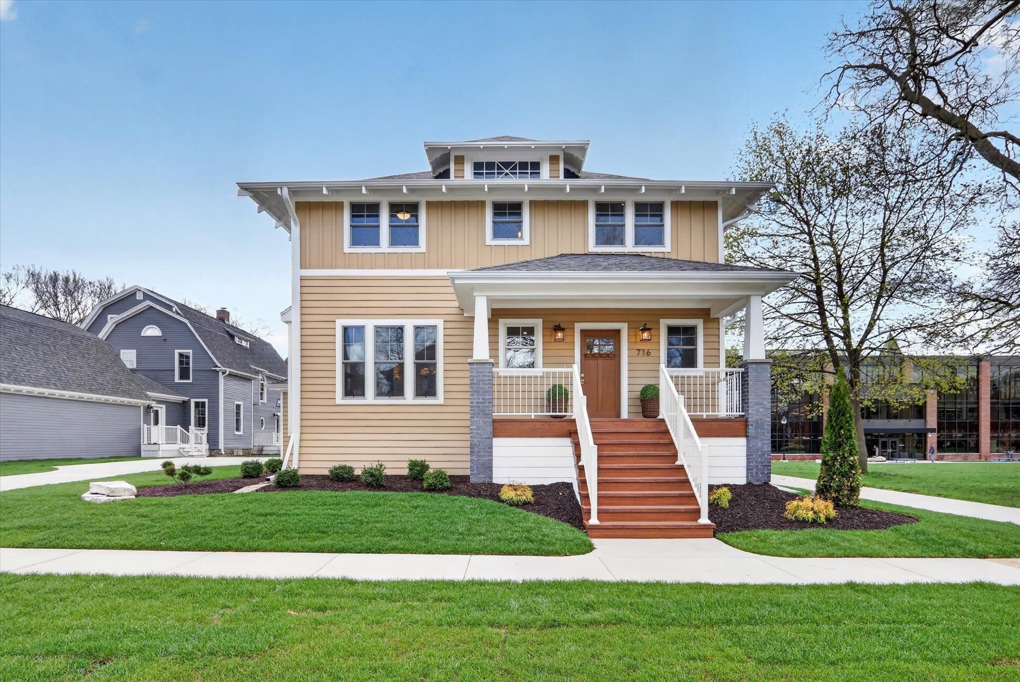 Single Family 3BR 3BA - 716 Emerson Street, Beloit, WI