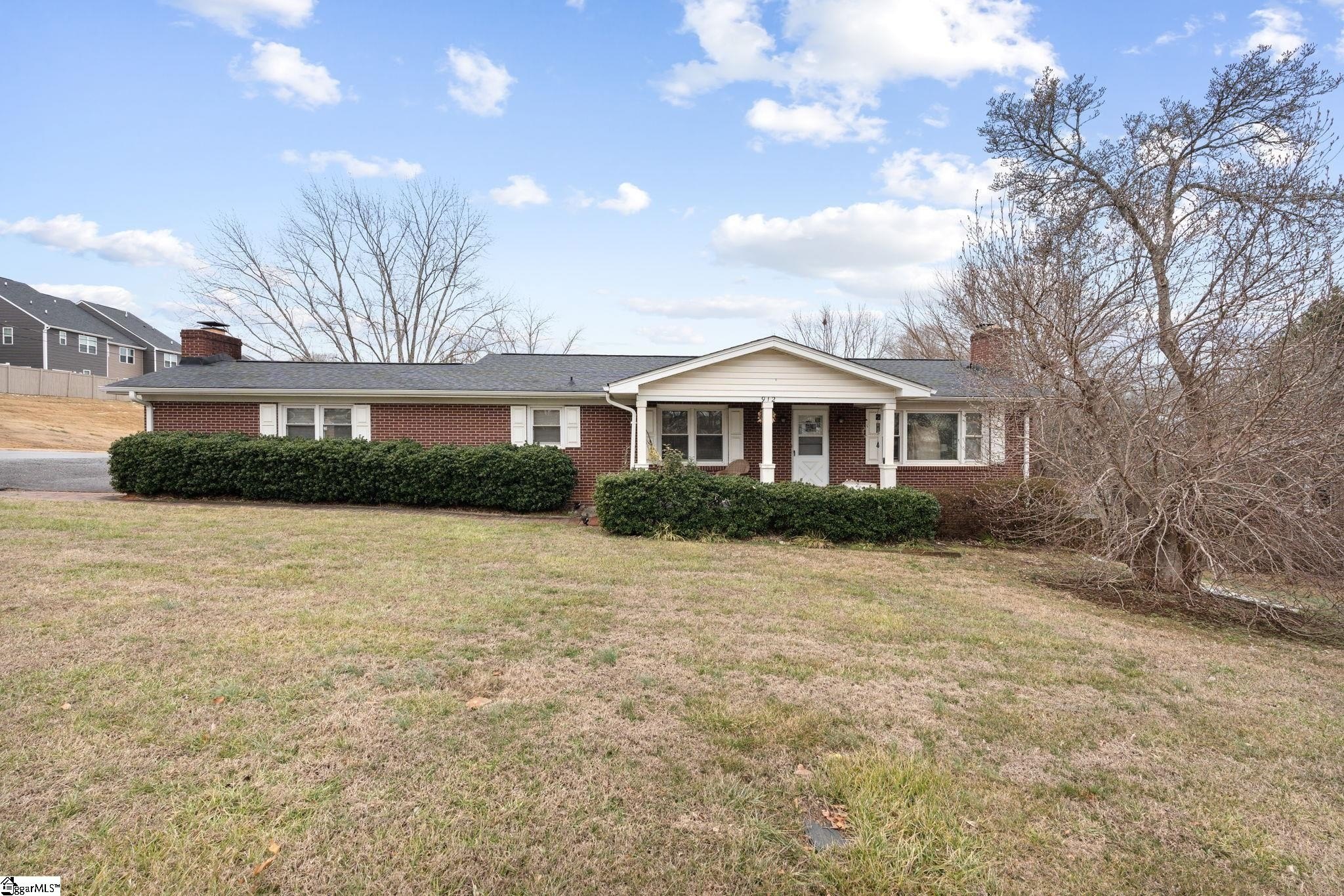 Single Family 3BR 2BA - 912 S Main Street, Greer, SC