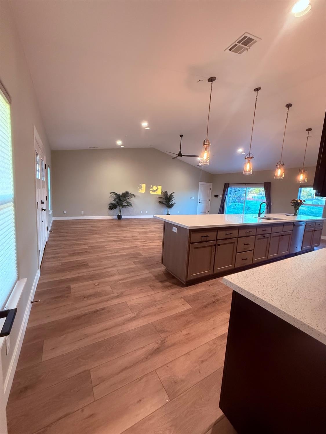 Single Family 3BR 2BA - 3696 3696 Neal Rd, Paradise, CA