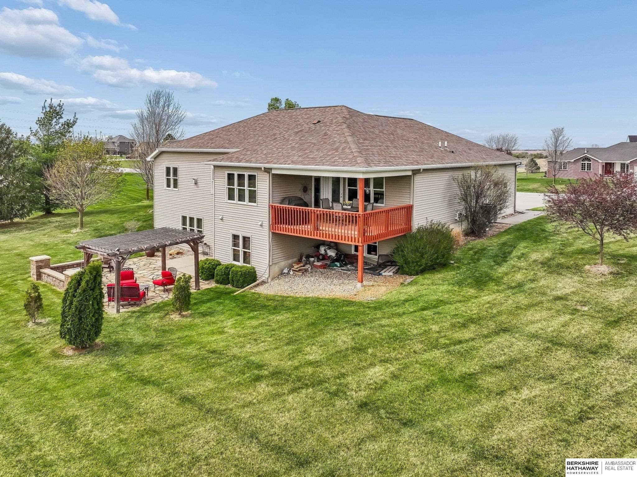 Single Family 5BR 3BA - 4733 W High Ridge Road, Lincoln, NE