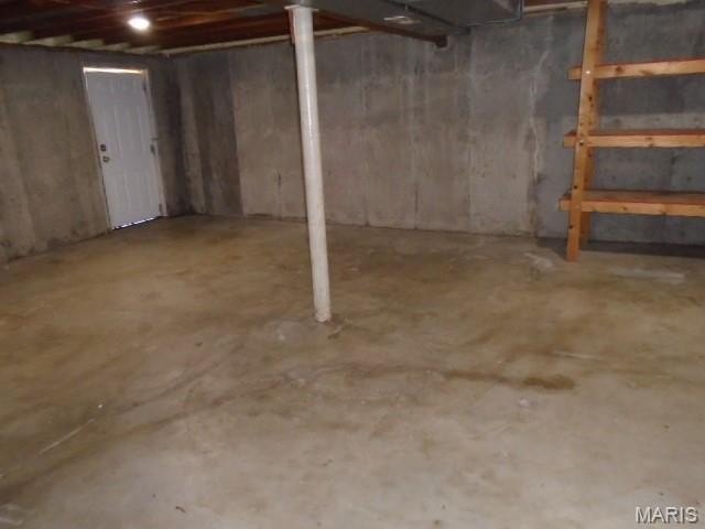 Single Family 4BR 2BA - 700 Westwood Drive, Park Hills, MO