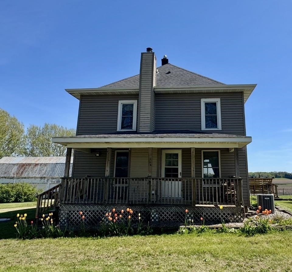 Single Family 2BR 2BA - 10339 W Footville Hanover Road, Janesville, WI