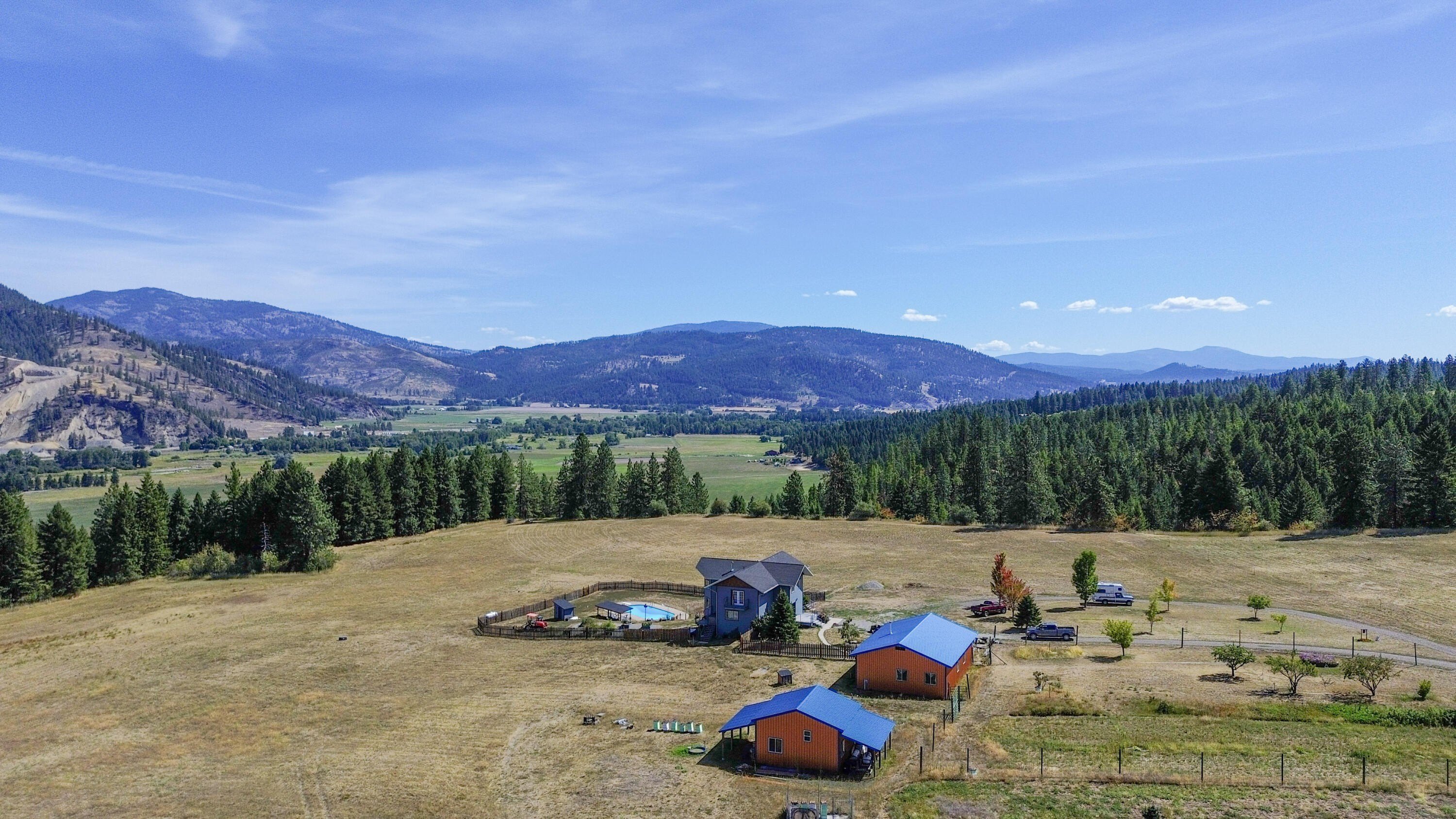 Single Family 4BR 4BA - 719 DEER MEADOW WAY, KETTLE FALLS, WA