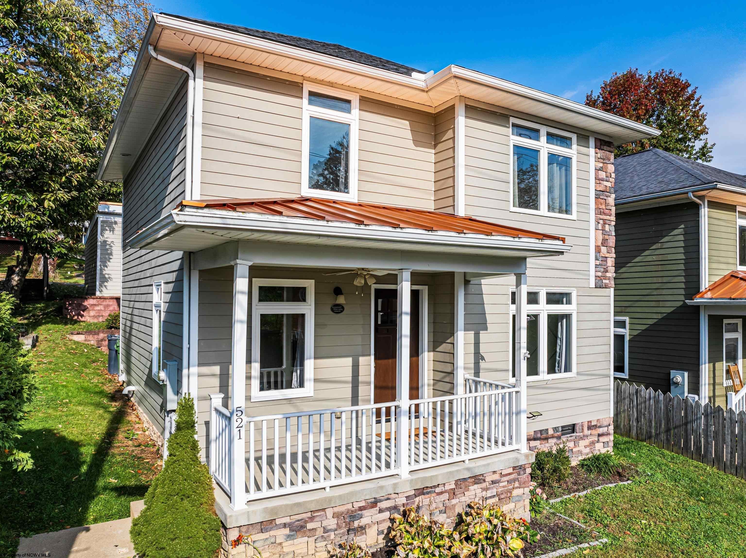Single Family 3BR 3BA - 521 Grove Street, Morgantown, WV
