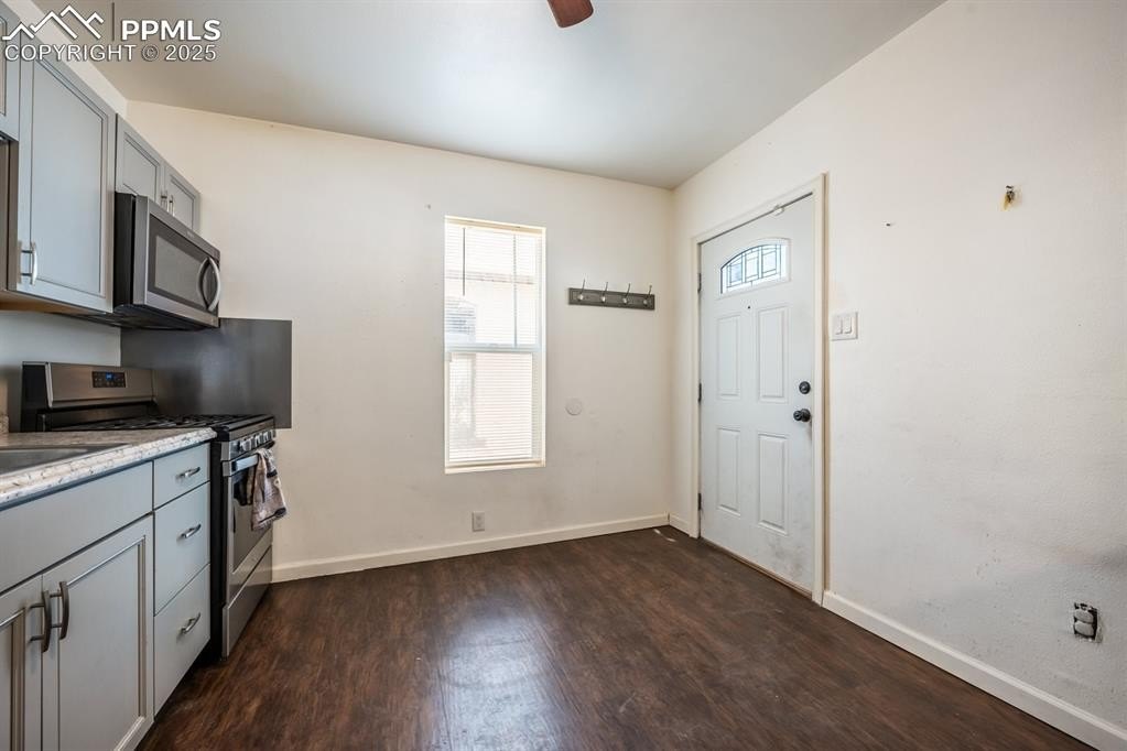 Single Family 3BR 1BA - 829 E 3rd Street, Pueblo, CO