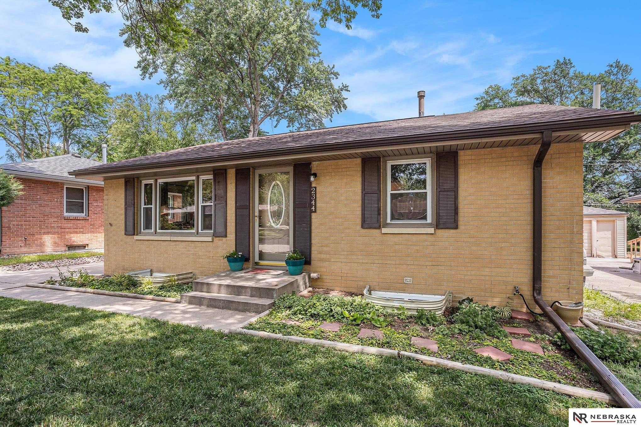 Single Family 3BR 2BA - 2344 S 61st Street, Lincoln, NE